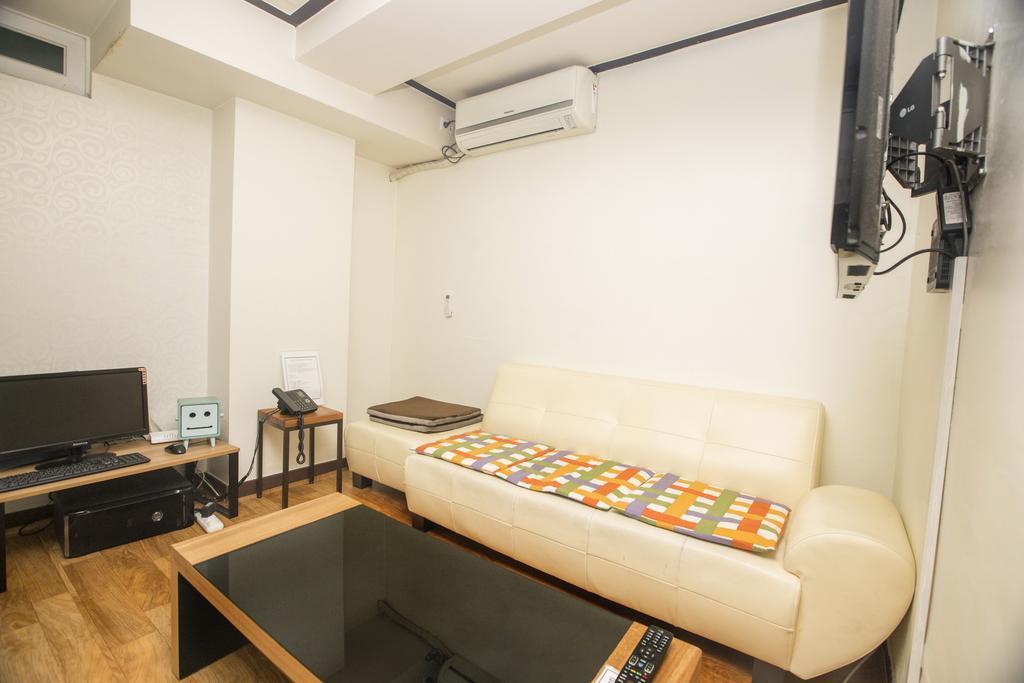 Guest house Chocolate Tree Sinchon 2*